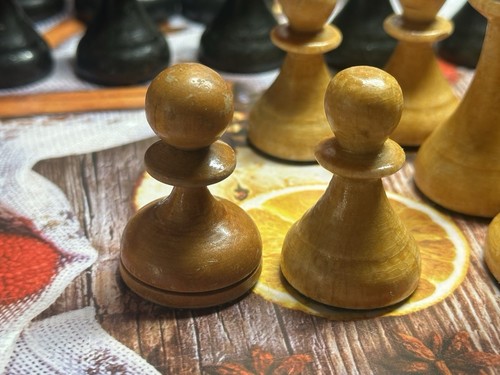 Soviet Big Chess Set Weighted Tournament USSR Chess 1960s Vintage Chess - Picture 4 of 14