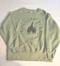 Disney WDW Crewneck Sweatshirt Adult M Embroidered Castle Green