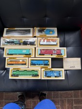 HO Train Bachmann 2126 Steam Engine and Train Cars Tyco LL Lot in boxes Vintage