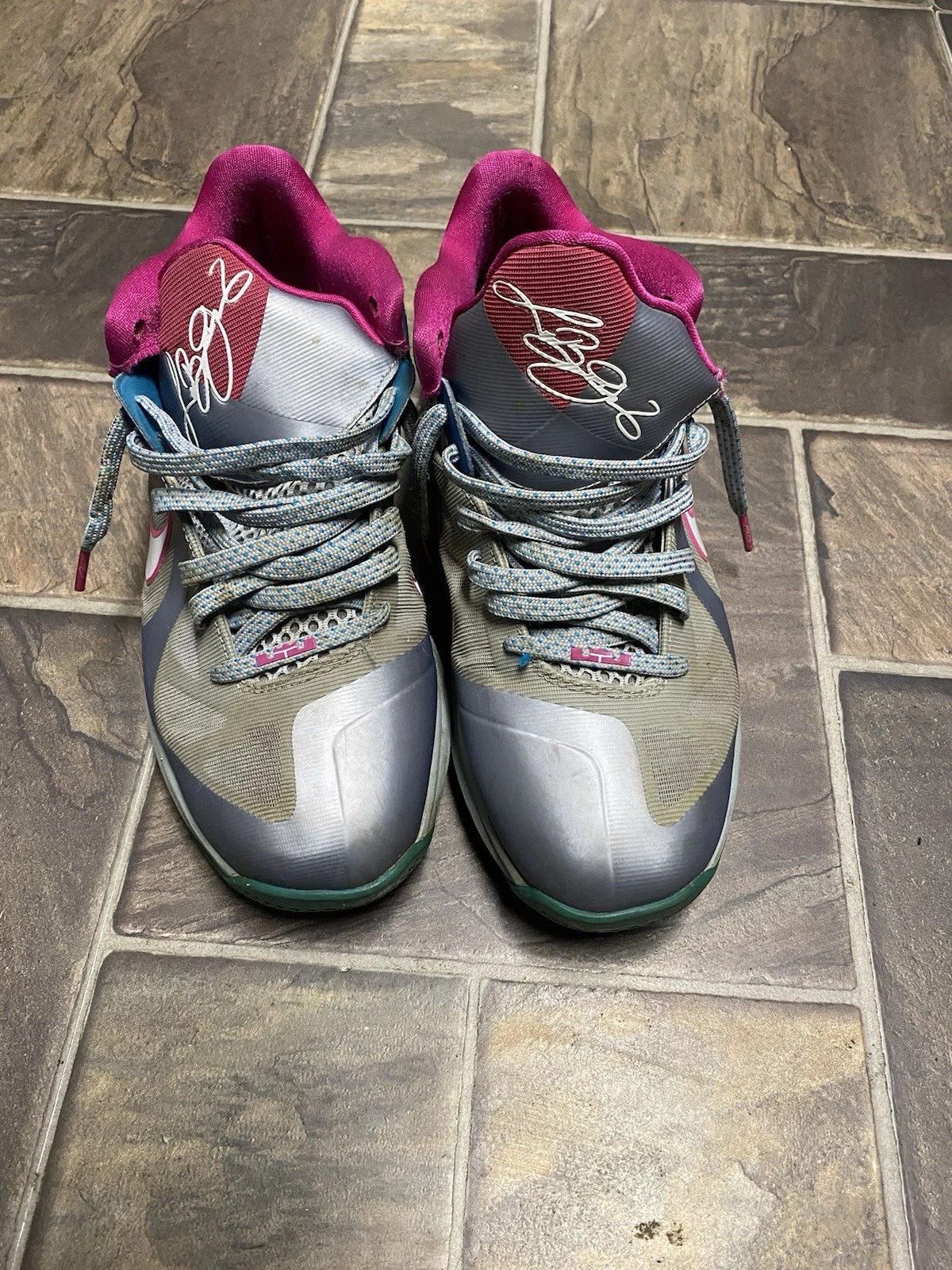 Nike Lebron 9 Low IX Wolf Grey Fireberry WBF South Beach James 510811 002 taille 9