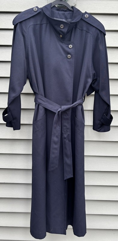 Gorgeous J Gallery Long A-Line Coat Elegant Unique Buttons Belted Size 7/8