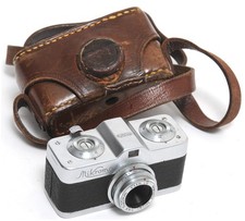 Meopta Mikroma 16mm subminiature camera w. Mirar 3.5/20mm lens matching case