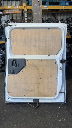 2016-2023 TOYOTA PROACE MK2 PA OS DRIVERSIDE WHITE SLIDING DOOR SHELL - Picture 13 of 19