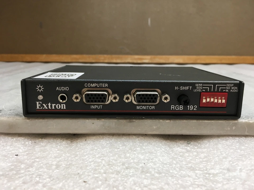 Extron RGB 192 Universal Computer Video & Audio Interface No PWR Adapter incl. - Image 2 of 4