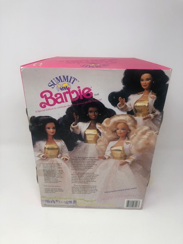 Summit Barbie - Picture 4 of 5
