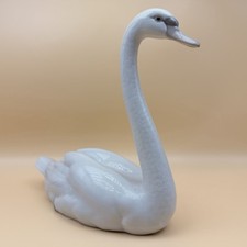 Lladro Swan Wings Folded Statue, Daisa 1983 5230 Glossy Retired 8.5  Tall