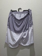 Unisex shorts with pockets
