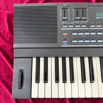 Casio CZ-2000S Digital Synthesizer 61 Keys Vintage 1980s Japan