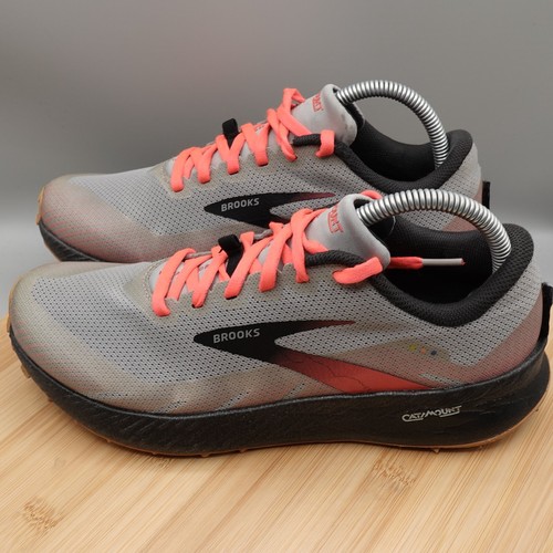 Brooks Women Catamount Gray Pink Trail Running Shoe Sneakers 1203391B098 Sz 8.5B