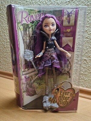 WIE NEU! Ever After High Puppe *RAVEN QUEEN* 2013 1. Edition komplett in OVP