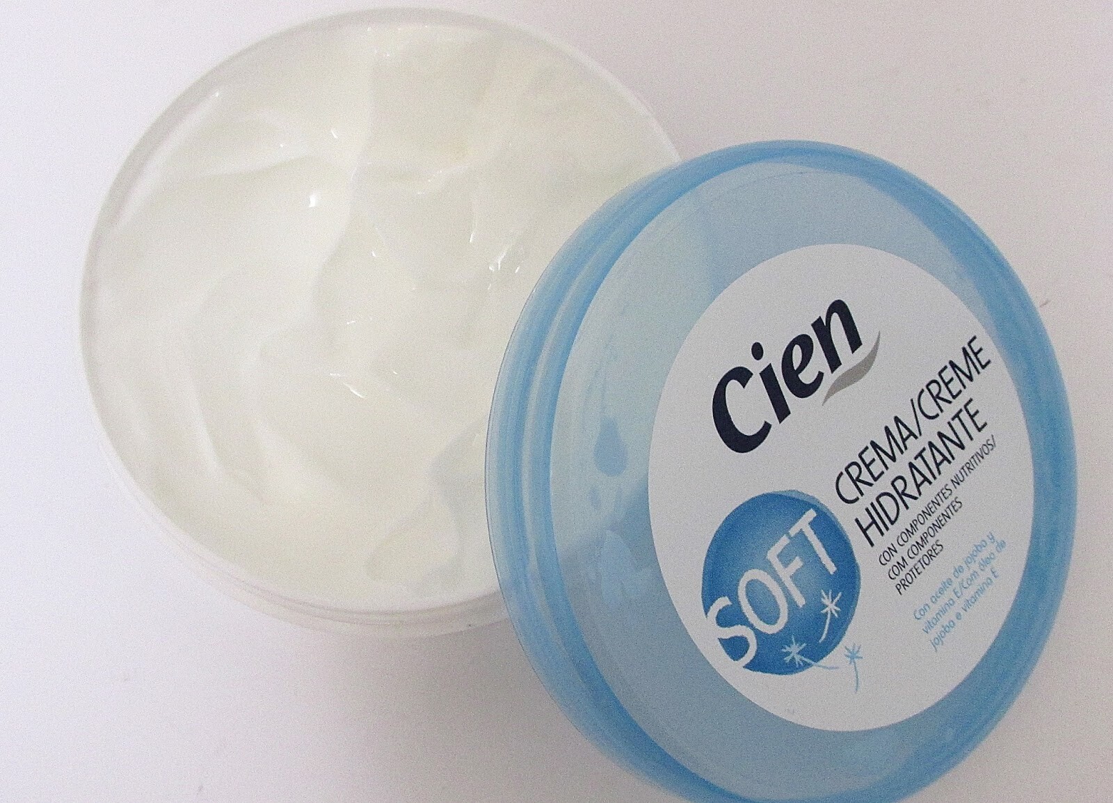 Cien Soft Moisturising Body Face Cream 250ml Crème Visage Hydratante