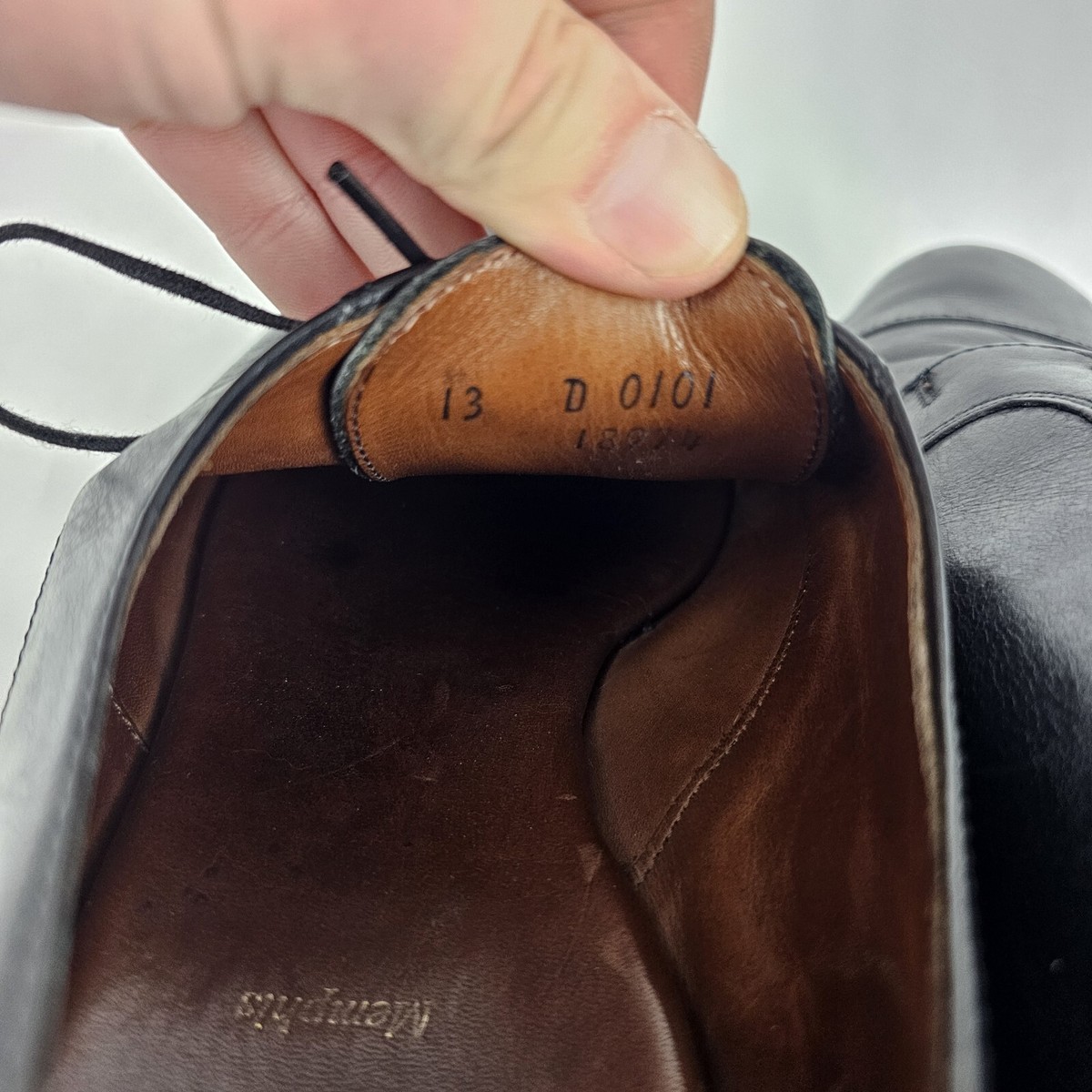Allen Edmonds Memphis Black Oxford Cap Toe Dress Shoe. Natural Rubber Sole Sz 12 Allen Edmonds Men main image 2