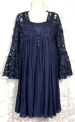 Indigo Thread Co    Size XS   Navy  BABYDOLL DRESS    Bell Sleeves + Heavy Lace