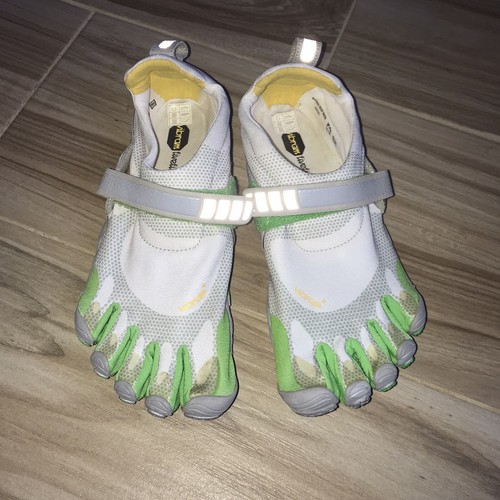 Vibram FiveFingers Shoes White, Gray 