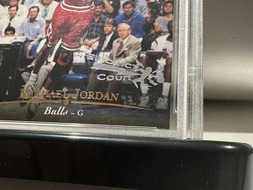 1995-96 Upper Deck MICHAEL JORDAN 23 Electric Court PSA 9 Mint Pop 153 1:180 - Picture 2 of 7