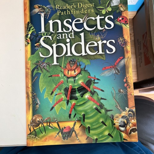 Reader's Digest Pathfinders Insects and Spiders by Robertson, Matthew