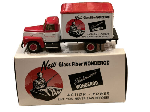 1957 IH DRY GOODS VAN ~SHAKESPEARE WONDEROD By FIRST GEAR INC. #10-1635 W Box - Picture 1 of 22