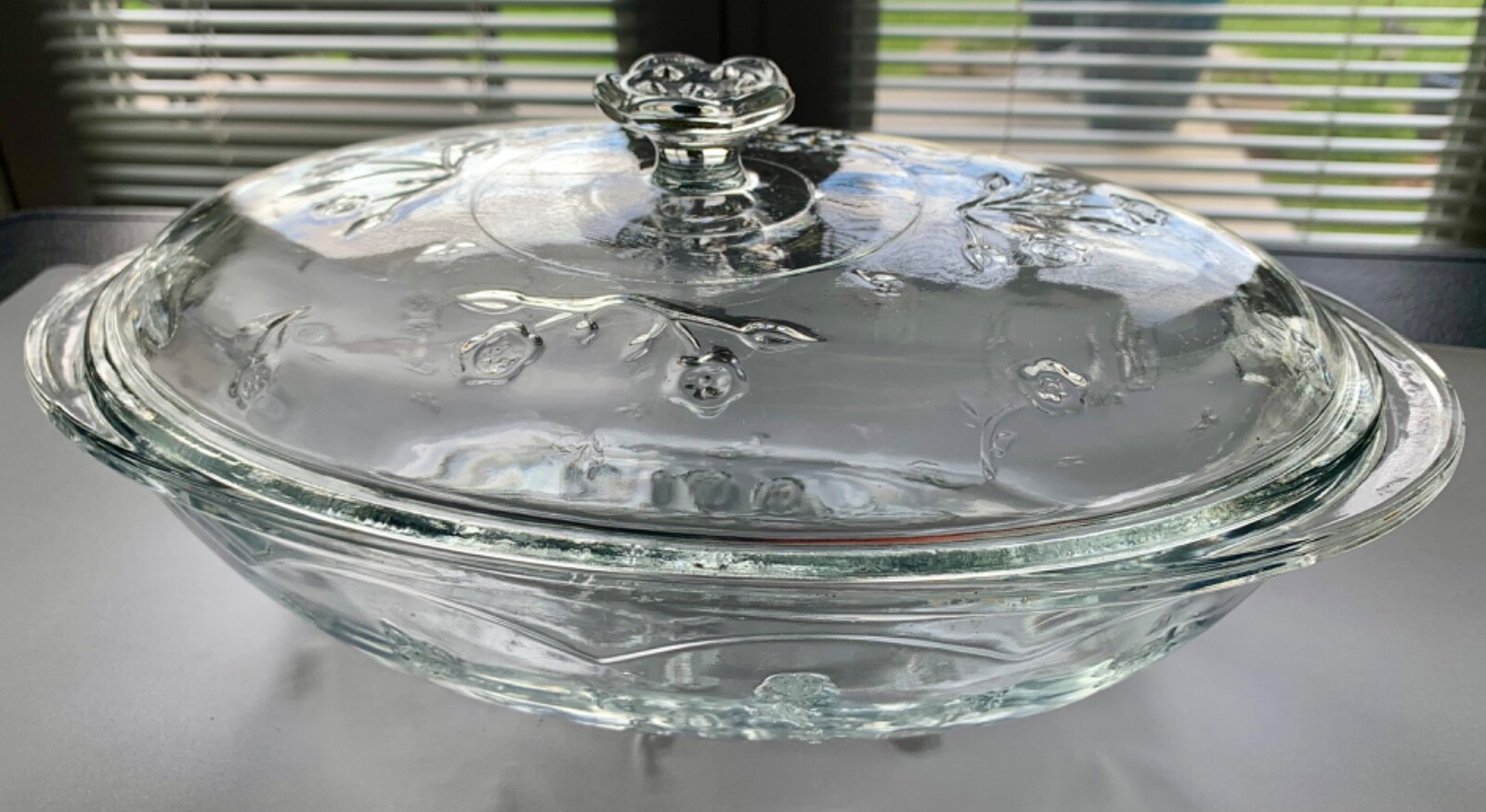Casserole Dish With Lid Anchor Hocking 2-Quart Glass Made In USA