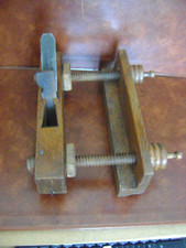 ANCIEN  Rabot Bouvet à réglage latéral  fer à moulurer 25 x 5 extensible 18 cm
