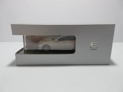 1/43 Mercedes Benz E class diamond white metallic bright model car Minicar