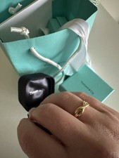 Discontinued Tiffany & Co. Infinity Ring – 18K Yellow Gold – Boxed & Authentic