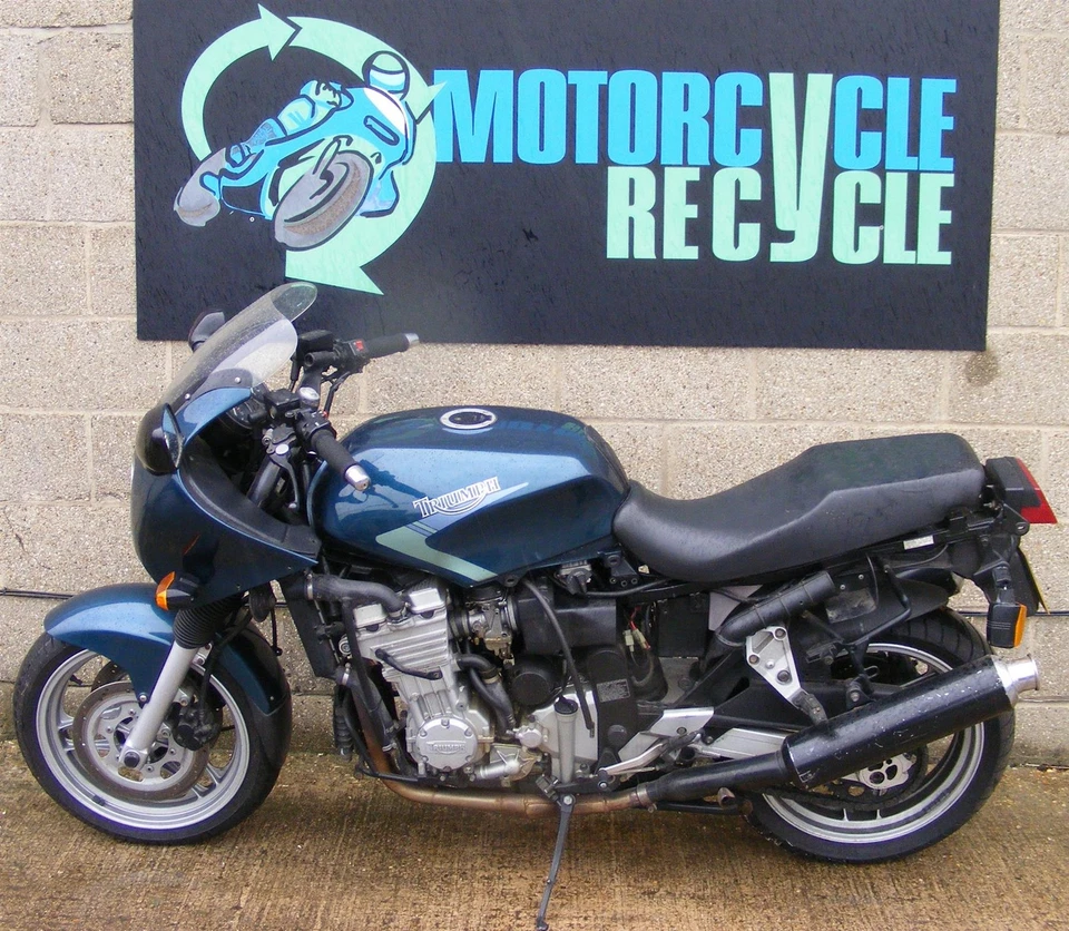 Triumph Trophy 1200 Fairing Fixings Stainless 1991 1992 1993 1994 1995 B139 — 第 4/4 张图片