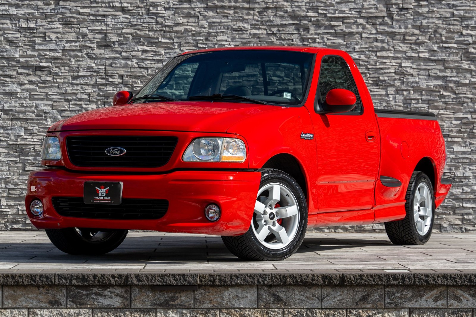 2002 Ford F-150 Reg Cab Flareside 120" Lightning