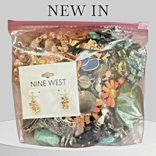 Jewelry Lot-Craft Harvest Junk Wear Repair-Bag 30 Weighs 1 lb 12 oz