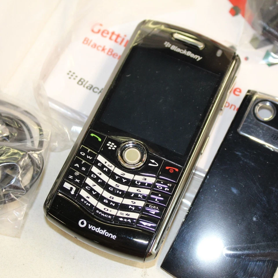Rare Vintage Blackberry Pearl 8110 Vodafone Phone Black In Box - Image 4 of 4