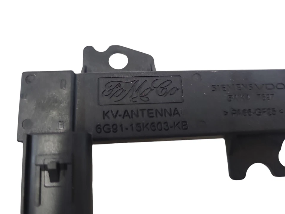 Volvo V40 Cross country 2014 Aerial antenna amplifier 6G9115K603KB JUT171374 - Imagem 3 de 3