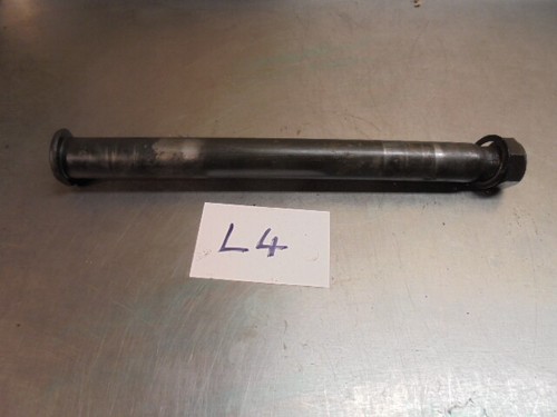 Hinterachsspindel mit Unterlegscheibe & Mutter Yamaha YZF-R1 5VY R1 Bj 2004-2006 *L4*