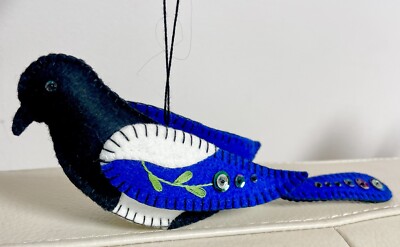 Wool Felt Black Billed Magpie Bird Ornament Folk Art Ornament Handcrafted New