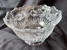 German Cut Glass Beautiful Crystal Bowl Flower Pattern  8" Diameter 5.5" Tall