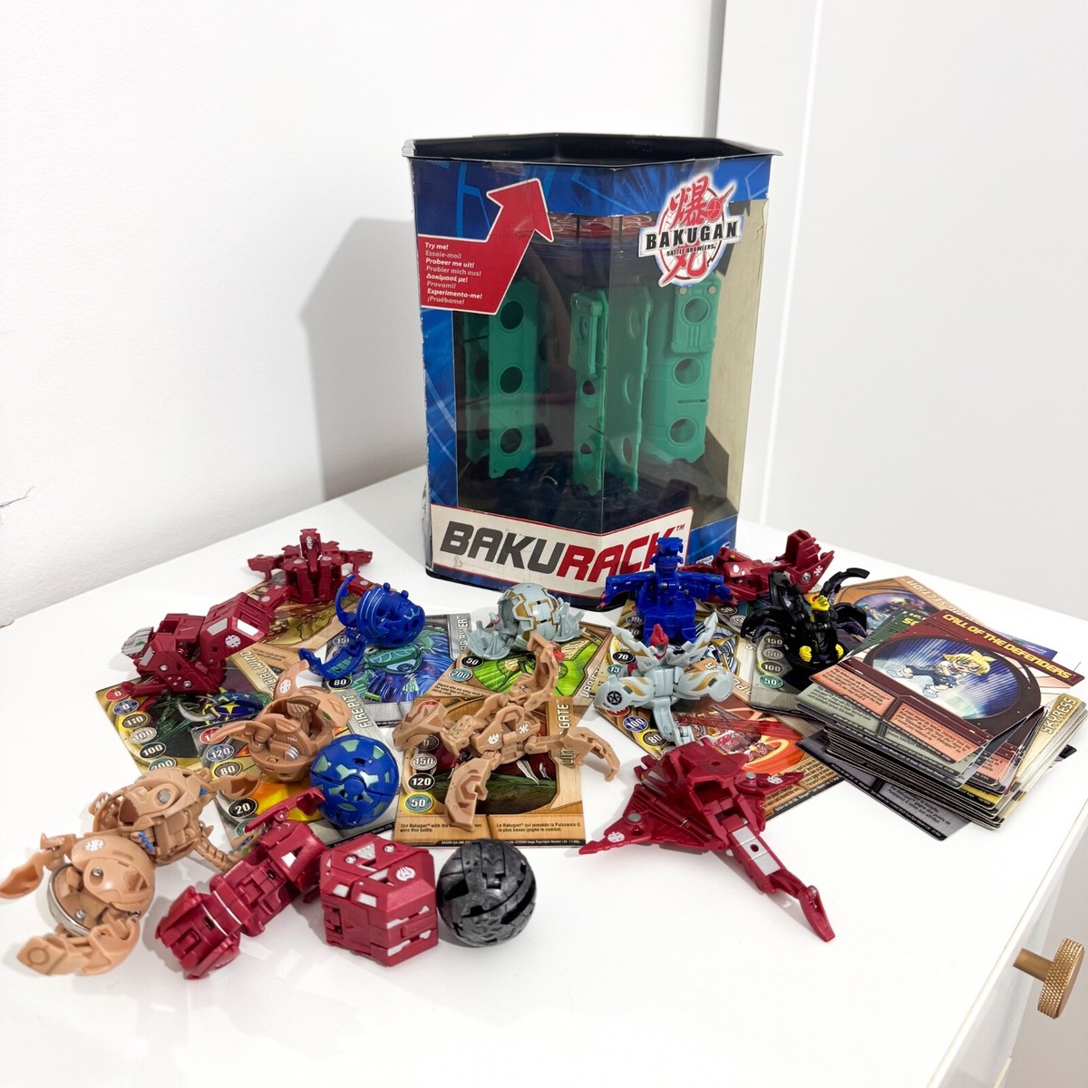 Bakugan Blue Bakurack Spinning Case + Lot of 17 Bakugans + Lot