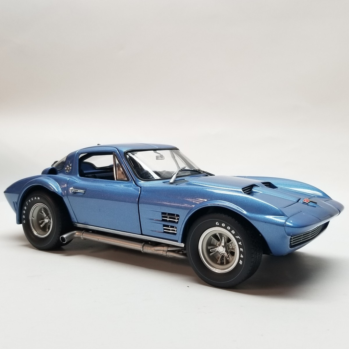 未開封品 1/18 exoto Corvette GrandSportCoupe