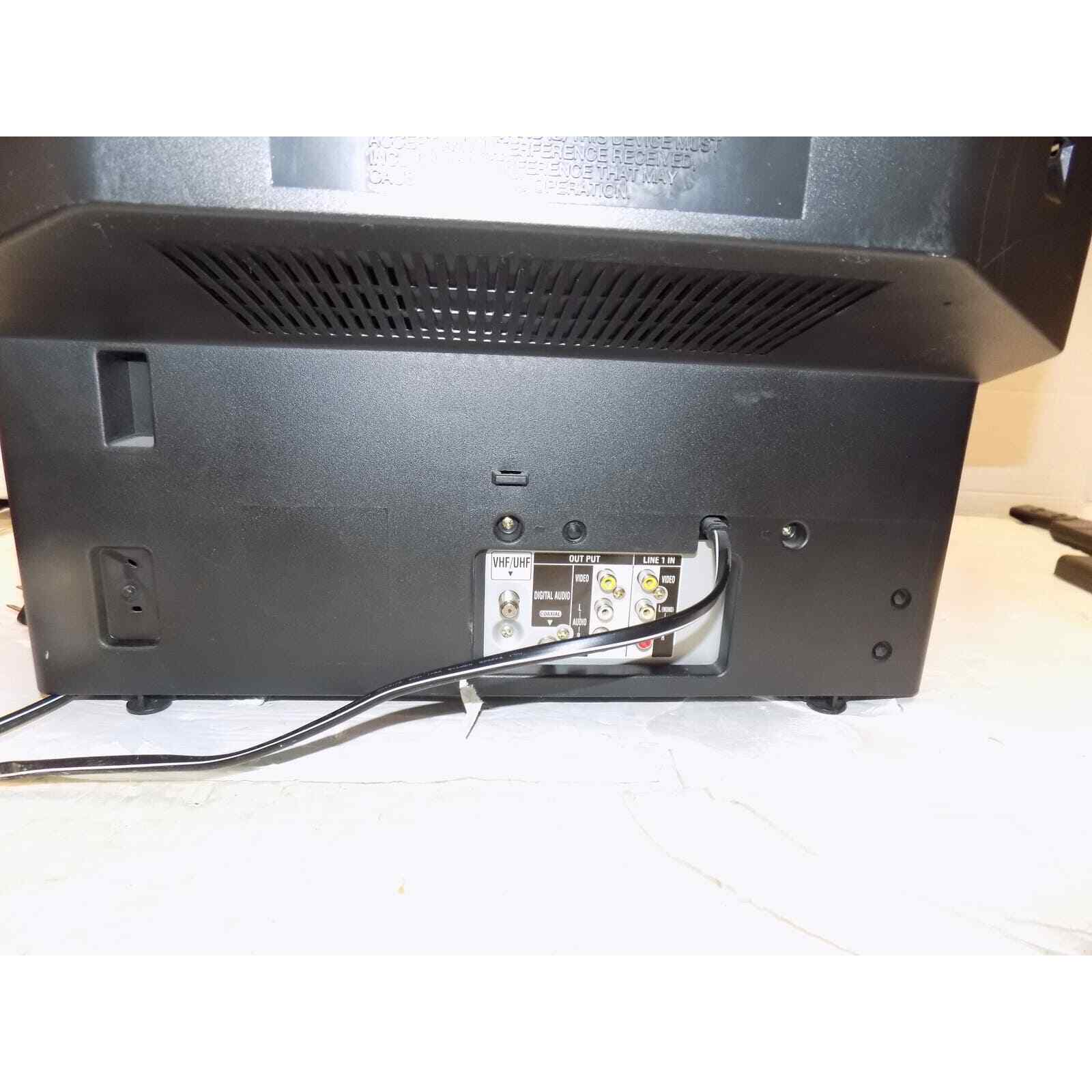 Broksonic Sc20145 20 inch Crt Color TV DVD VCR Triple Combo Television