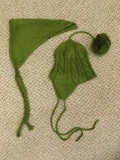 Very Nice Vtg 1950s Lot of 2 Hand Knitted Dark Olive Infant Baby Winter Hats