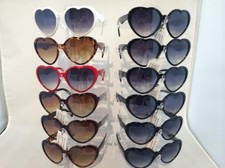 G9489 HEART SHAPE PLASTIC WOMEN SUNGLASSES Wholesale 12 Pair