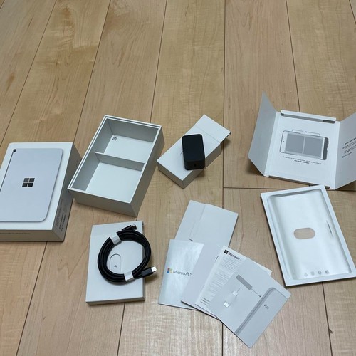 Microsoft Surface Duo 1 9BW-00011 blanc 8 Go 128 Go SIM débloqué d'occasion - Photo 7 sur 9