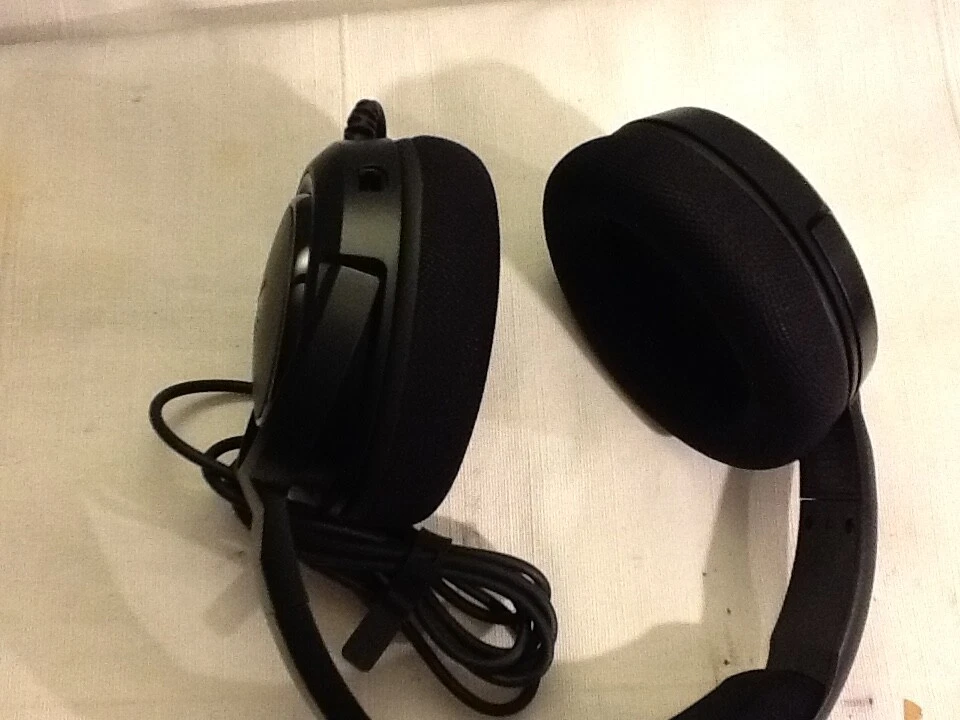 Corsair HS35 Stereo Gaming Headset,  NO MICROPHONE - Image 3 of 4