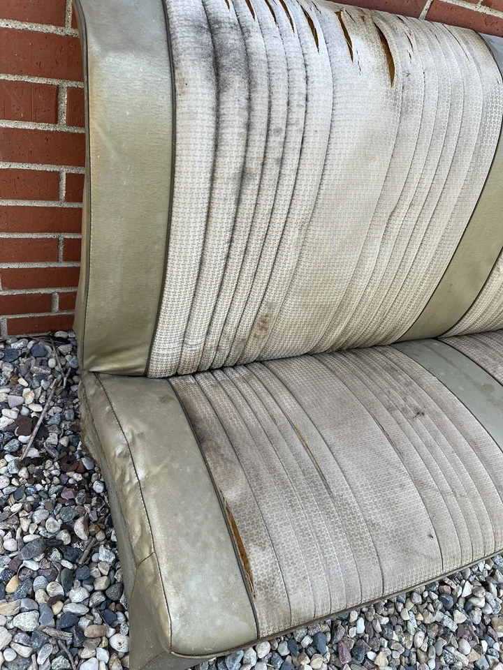 Chevy Impala 1965-1968 asiento trasero techo rígido Fastback 2 puertas Oldsmobile Pontiac Foto 2 de 4