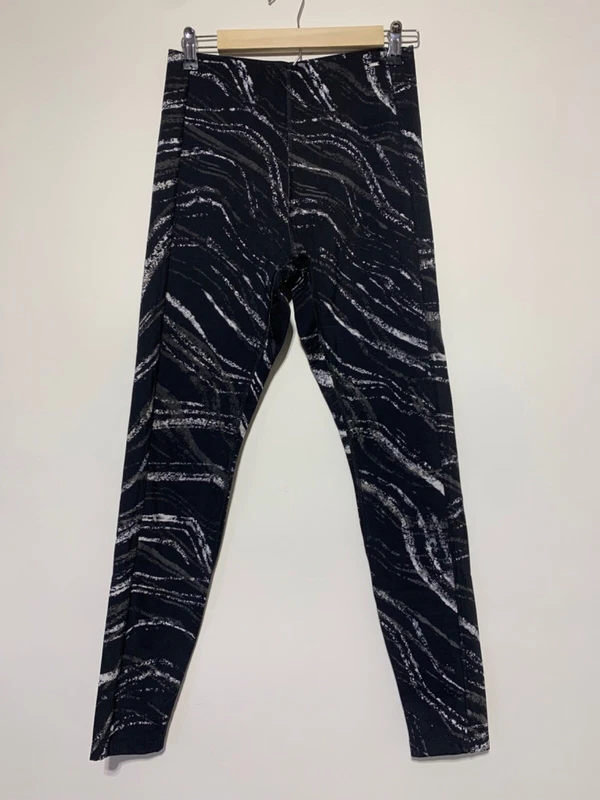victoria-secret-vs active marble leggings