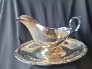 Vintage Silver Plated Rogers & Brothers (?) Gravy Boat