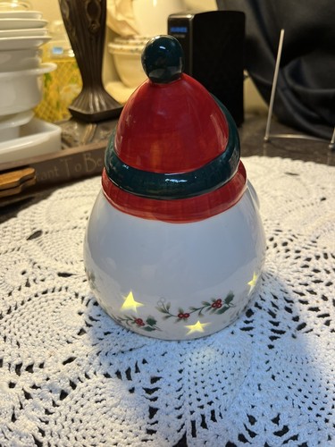 PFALTZGRAFF Winterberry LED Light Up Ceramic Snowman- Battery Operated - Picture 4 of 17