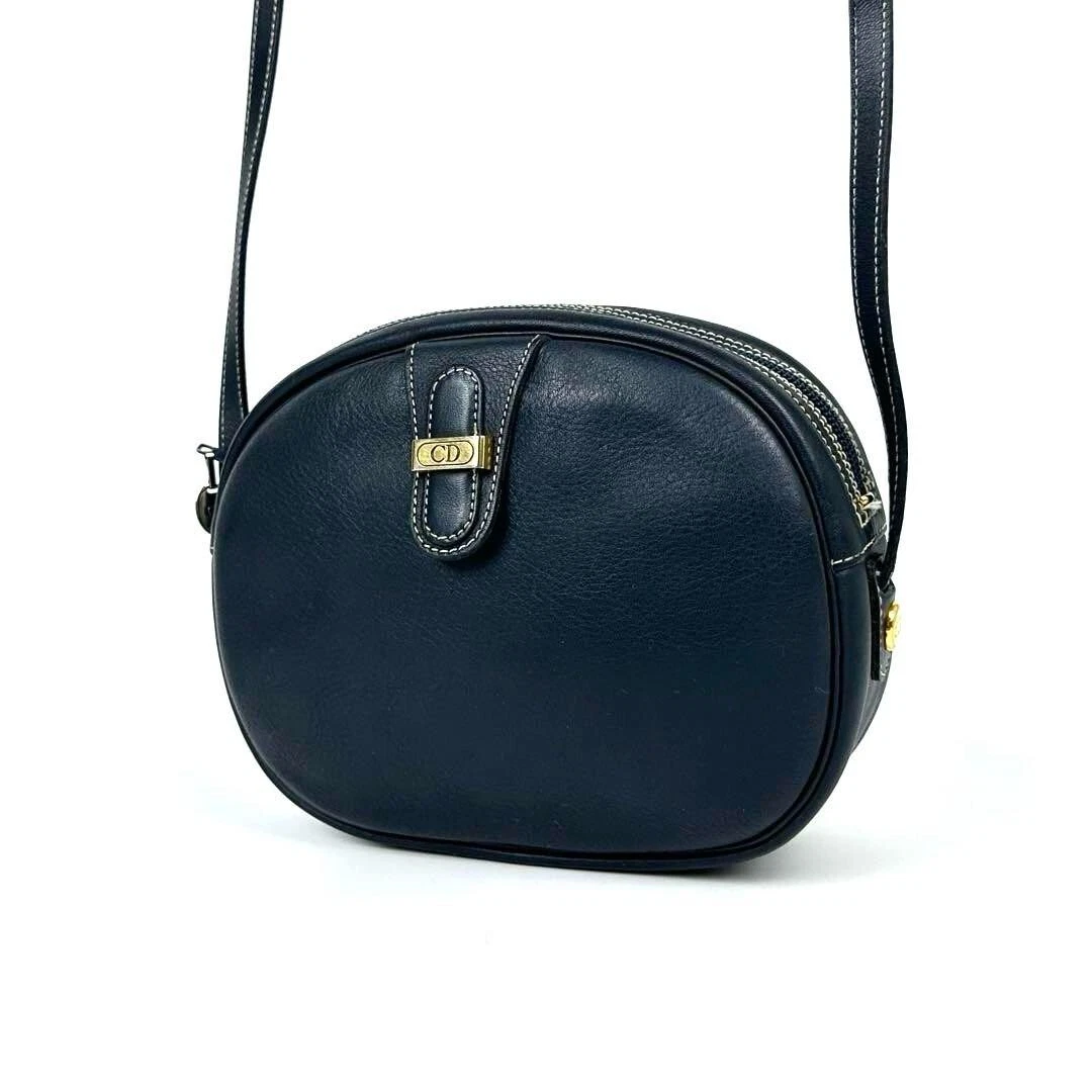 Sac bandoulière DIOR CD ferrures métal cuir cousu marine foncé en bon état