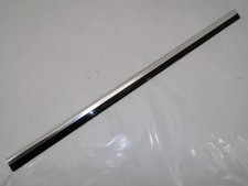 Original VW Phaeton 3D Türleiste Leiste Tür Vorne Rechts Mitte Original VW Phaeton 3D Türleiste Leiste Tür Vorne Rechts Mitte
