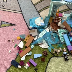 Lego Set Disney Princess- Frozen - Elsa's Sparkling Ice Castle - Incomplete