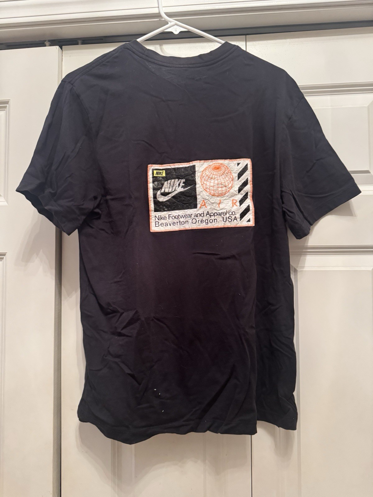 NIKE Tee Air Beaverton Oregon USA Mens T-Shirt Black Size L -SEE DESCRIPTION