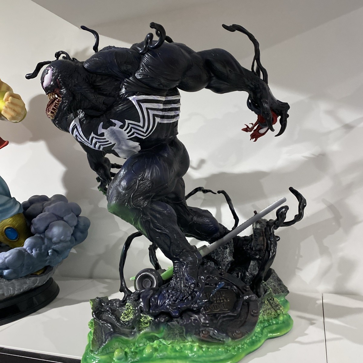 Sideshow Venom Premium Format Statue 1/4 Scale Limited Edition