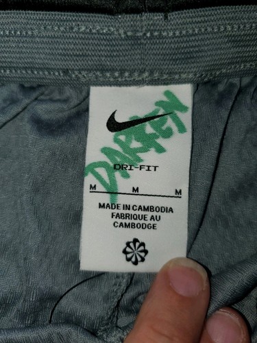 Nike Dri-Fit Basketball Shorts New Boys Size Medium Loose Fit Gray Black Pockets - Picture 4 of 9